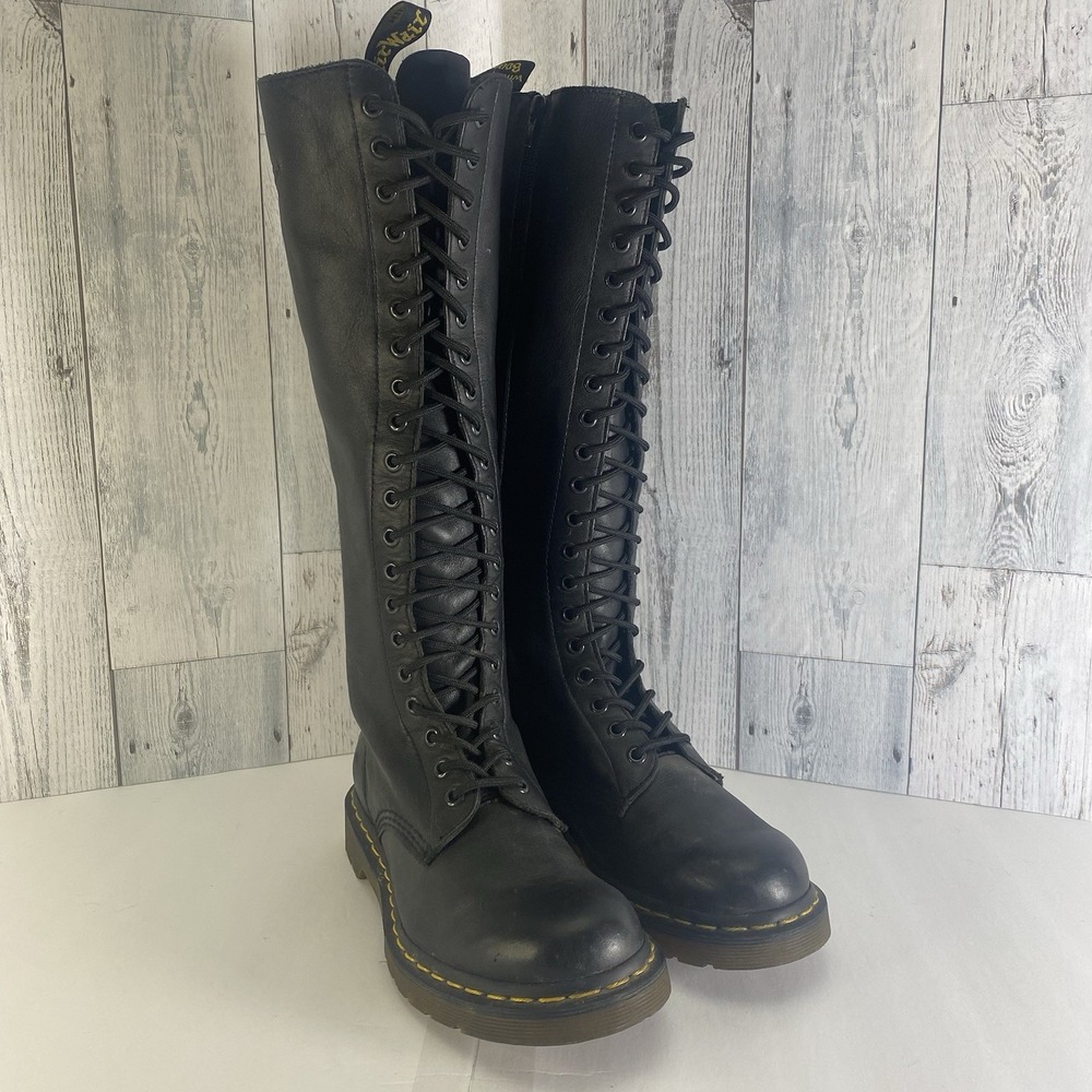 Dr Martens 1860 Tall Boots Womens UK 6 US 8 Black Leather 20 Eye Gothic Grunge